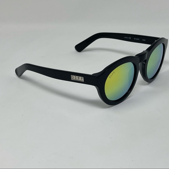 DIFF sunglasses DIME black FRAME mirrored YELLOW LENSES DIFF EYEWEAR - Picture 2 of 9